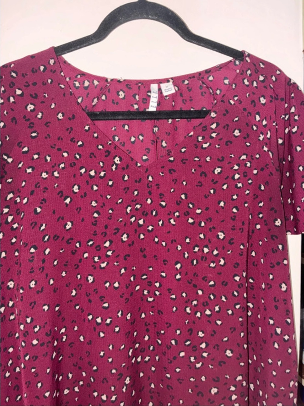 Elle Raspberry Pink Leopard-Print V-Neck Tunic